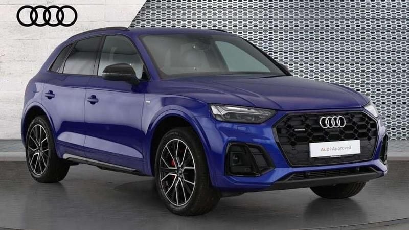 Blue Used 2022 Audi Q5 Comfort SUV | £32,880 (Fair price) - Image 1/4