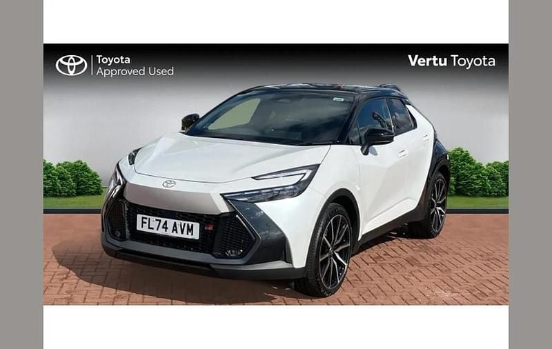 Used Toyota C-HR Sport 223 HP (164 kW) 2024 White SUV
