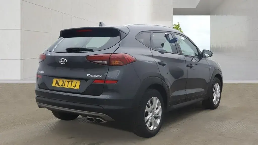 Used Hyundai Tucson SE 136 HP (100 kW) 2021 Grey SUV