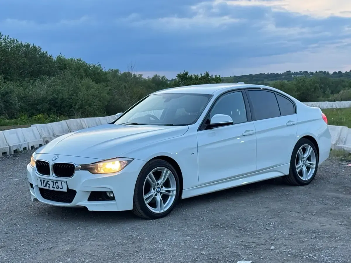 Usado BMW 320 Efficient Dynamics 2015 Blanco Berlina