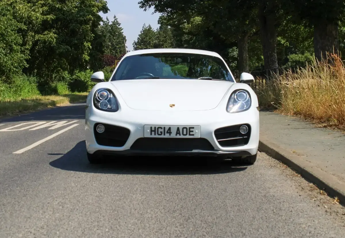 Used Porsche Cayman 275 HP (202 kW) 2014 White Coupe