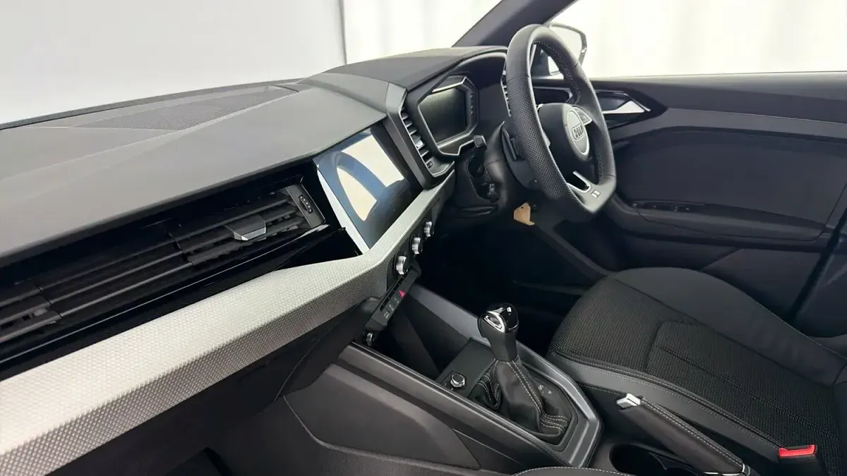 Used Audi A1 Sportback Black Edition 114 HP (83 kW) 2025 Blue Hatchback
