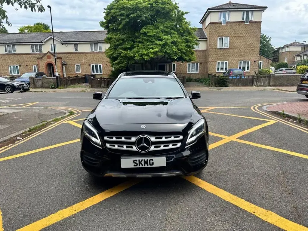 Used Mercedes GLA200 AMG line 156 HP (114 kW) 2018 Black SUV