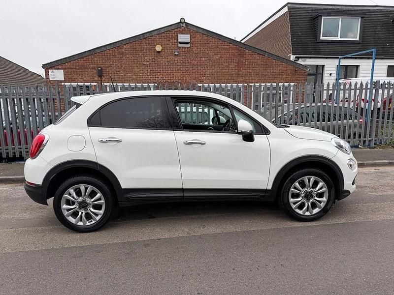Used Fiat 500X Pop Star 140 HP (102 kW) 2015 White SUV