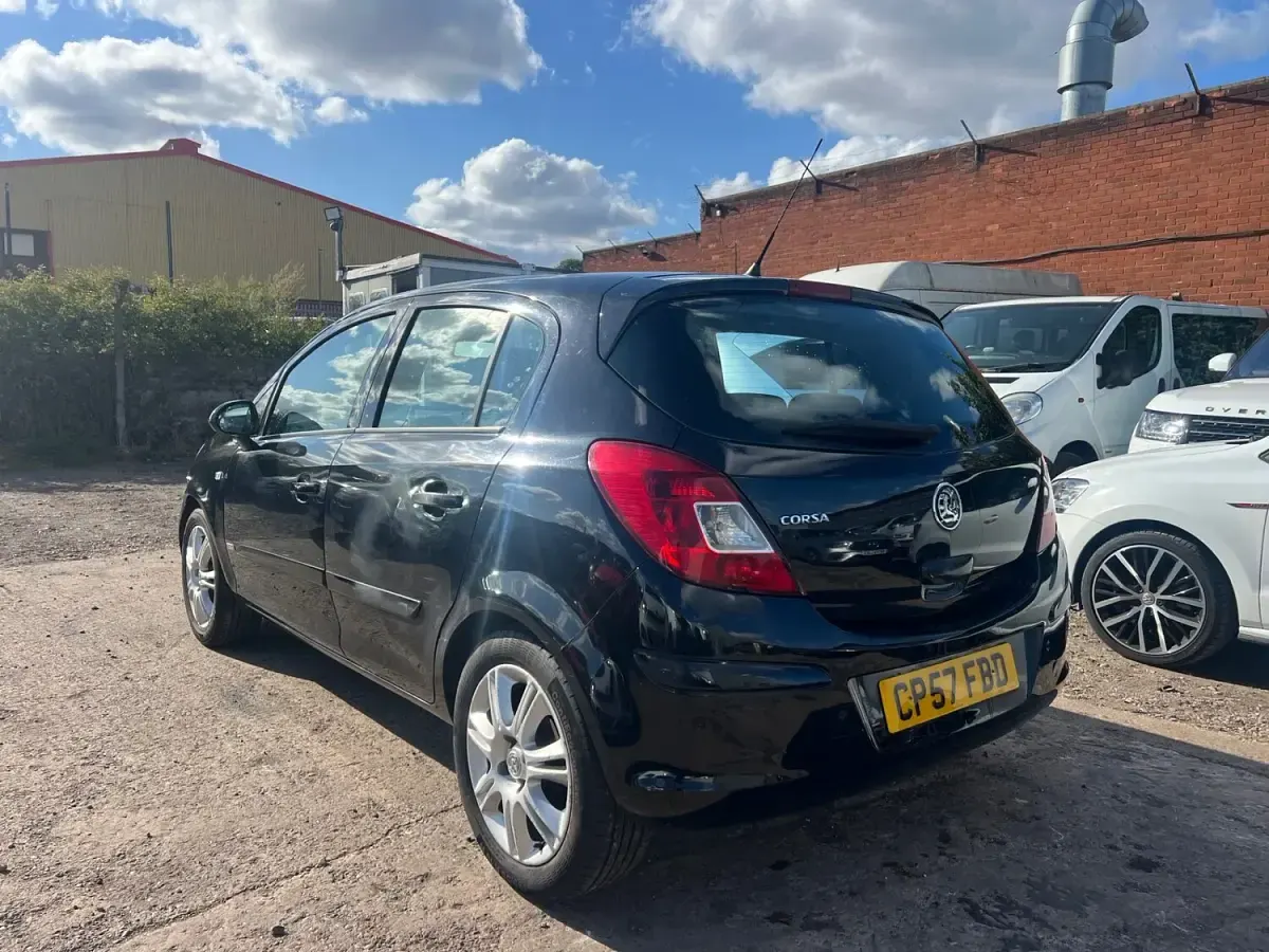 Used Vauxhall Corsa Design Edition 89 HP (65 kW) 2008 Black Hatchback