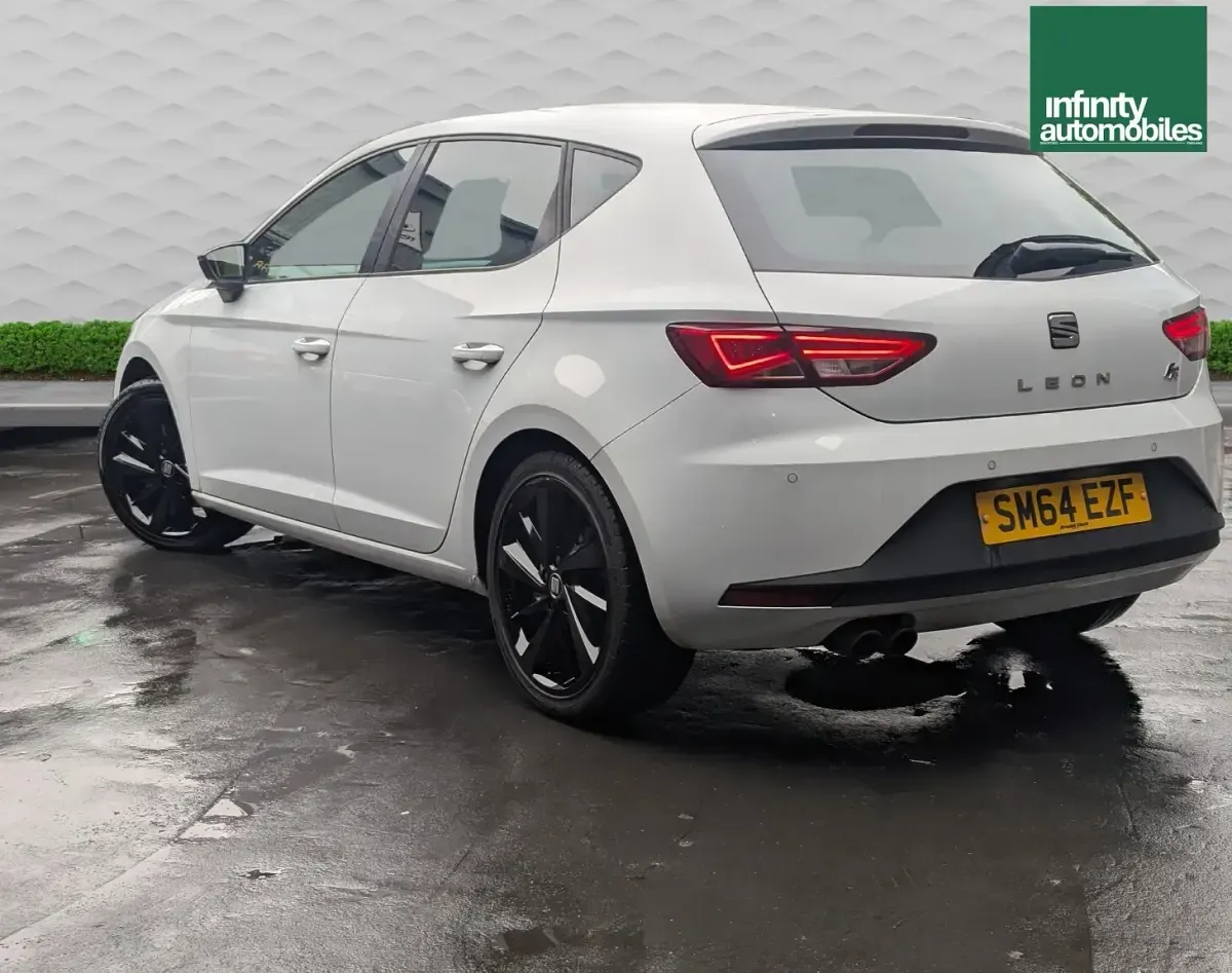 Used Seat Leon FR 184 HP (135 kW) 2014 White Hatchback