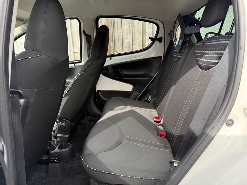 Used Citroën C1 Platinum 2014 White Hatchback