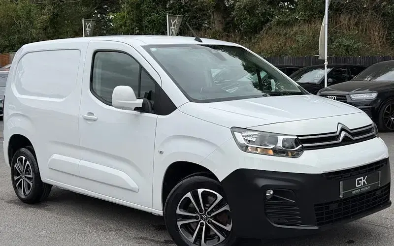 Used Citroën Berlingo PureTech 110 HP (80 kW) 2020 MPV