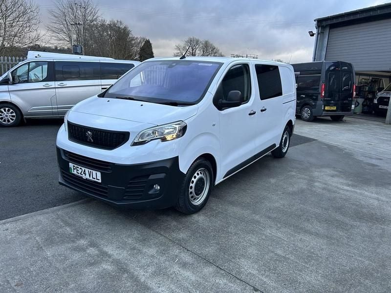 Used Peugeot Expert Premium 130 HP (95 kW) 2024 White Van