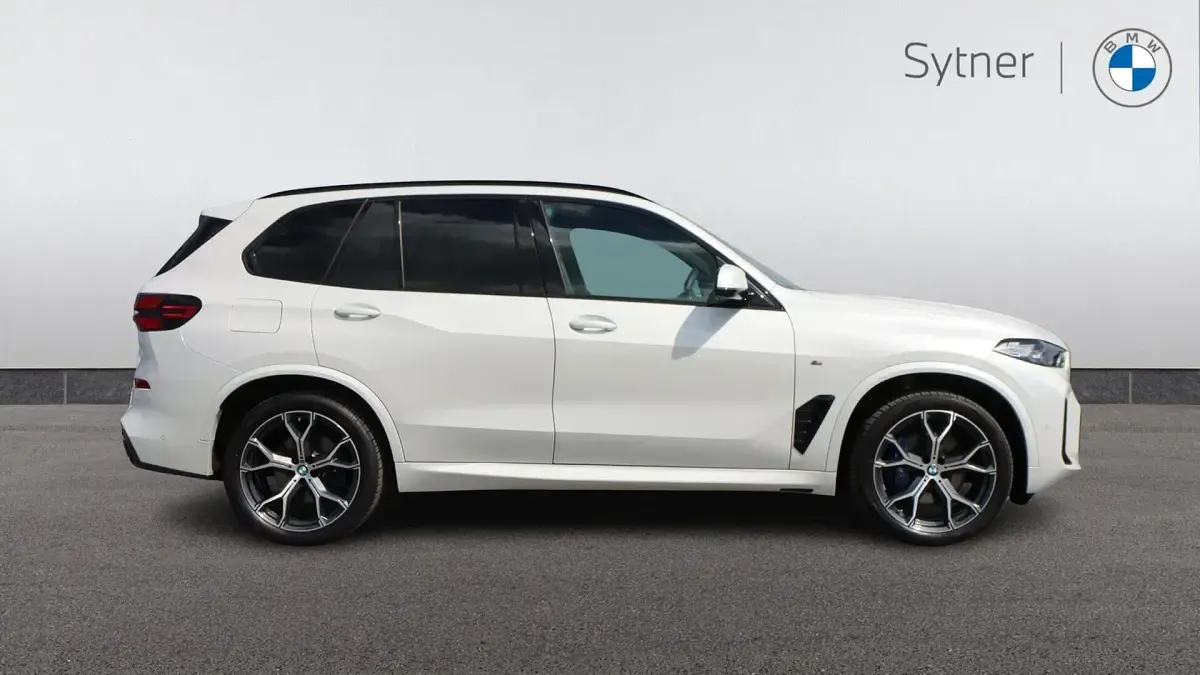 Used BMW X5 M Sport 294 HP (216 kW) 2024 White SUV