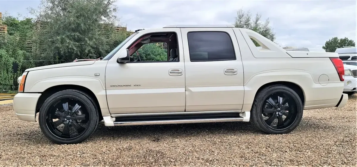 Used Cadillac Escalade 2021 White SUV