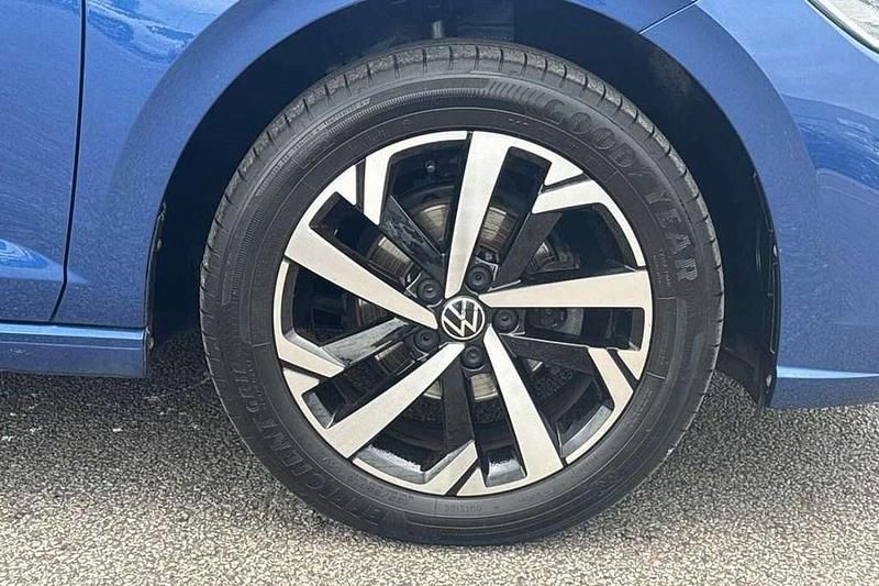 Used VW Polo Match 95 HP (69 kW) 2024 Blue Hatchback