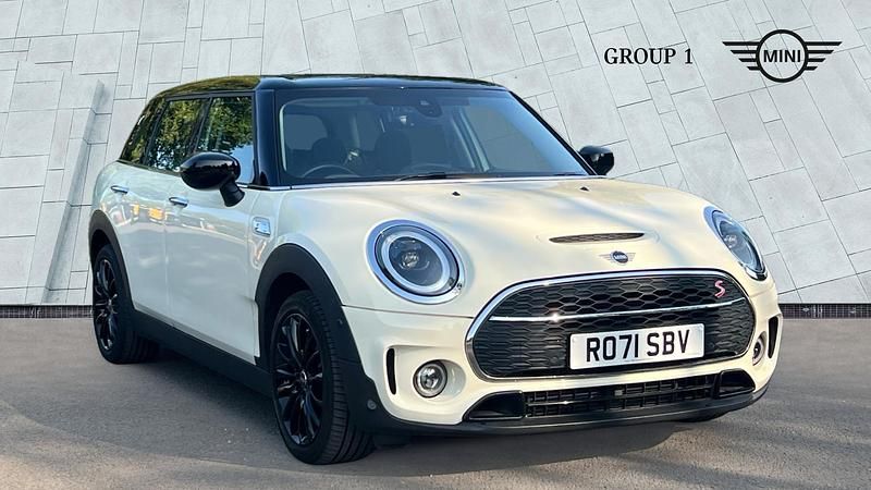 White Used 2021 Mini Cooper S Clubman Classic Estate | £19,795 (Fair price) - Image 1/4