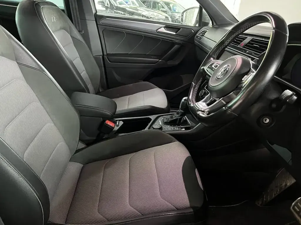 Used VW Tiguan R-line 150 HP (110 kW) 2017 Silver SUV
