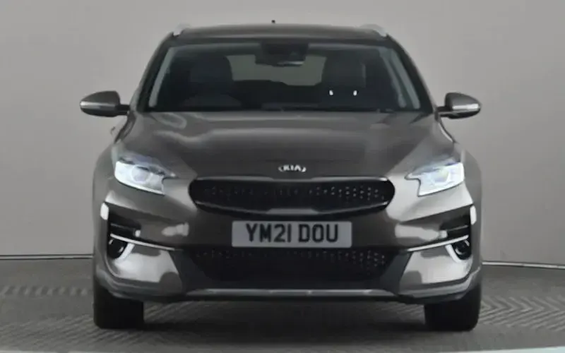 Used Kia XCeed 120 HP (88 kW) 2021 Brown SUV