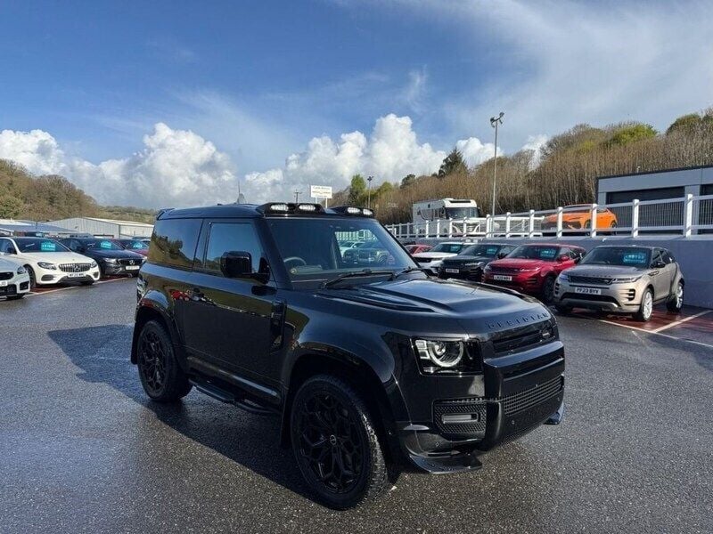 Black New 2025 Land Rover Defender S SUV | £62,500 (Super price) - Image 1/3