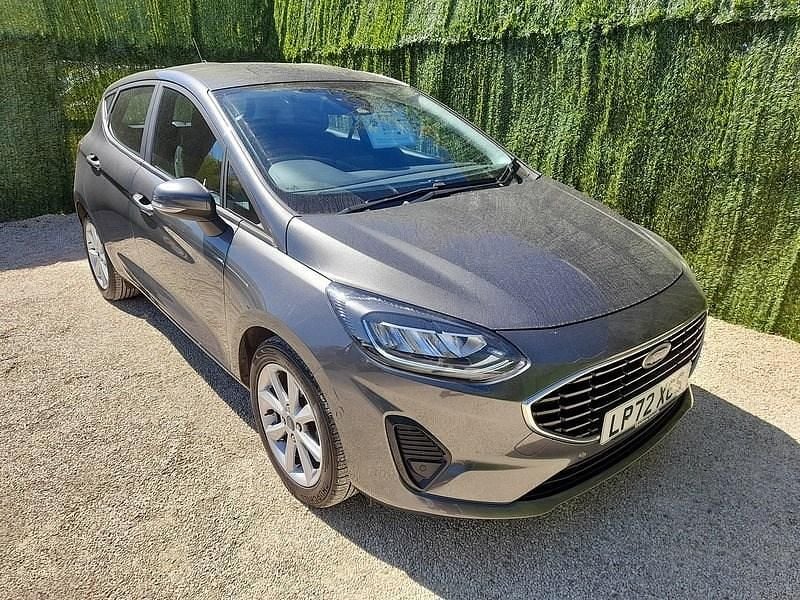 Usado Ford Fiesta Trend 2023 Cinzento Citadino