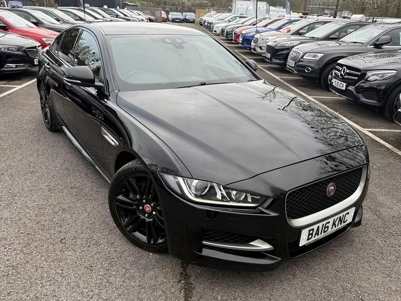 Used Jaguar XE R-Sport 180 HP (132 kW) 2016 Black Sedan