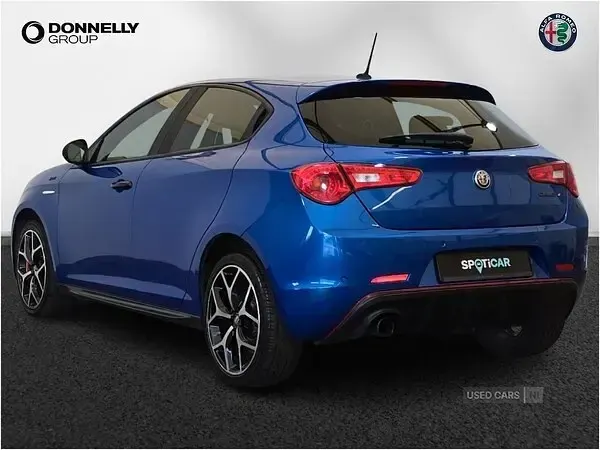 Used Alfa Romeo Giulietta Sprint 120 HP (88 kW) 2020 Blue Hatchback