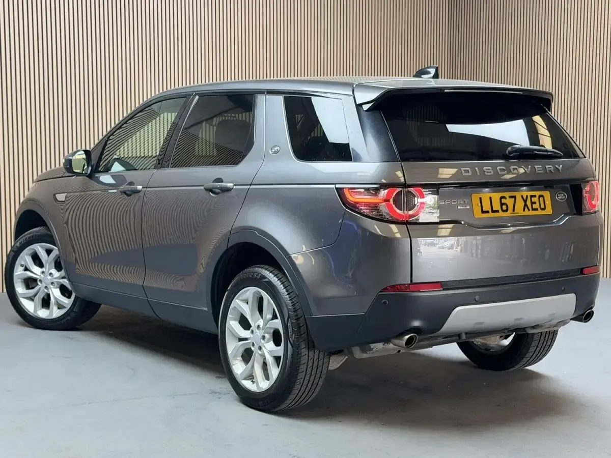 Used Land Rover Discovery 5 HSE 2017 Grey SUV