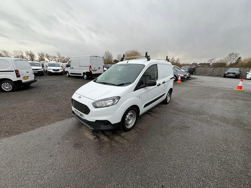 Used Ford Transit S 100 HP (73 kW) 2022 White Van