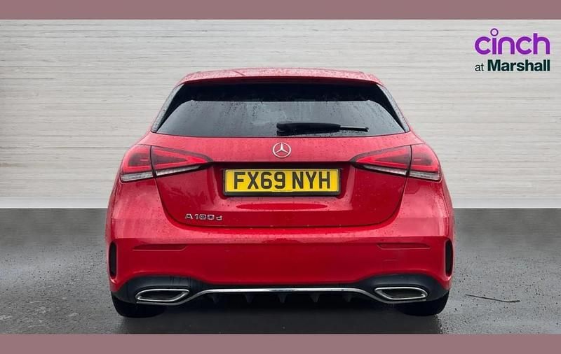 Used Mercedes A180 AMG Line Premium 113 HP (83 kW) 2019 Red Hatchback