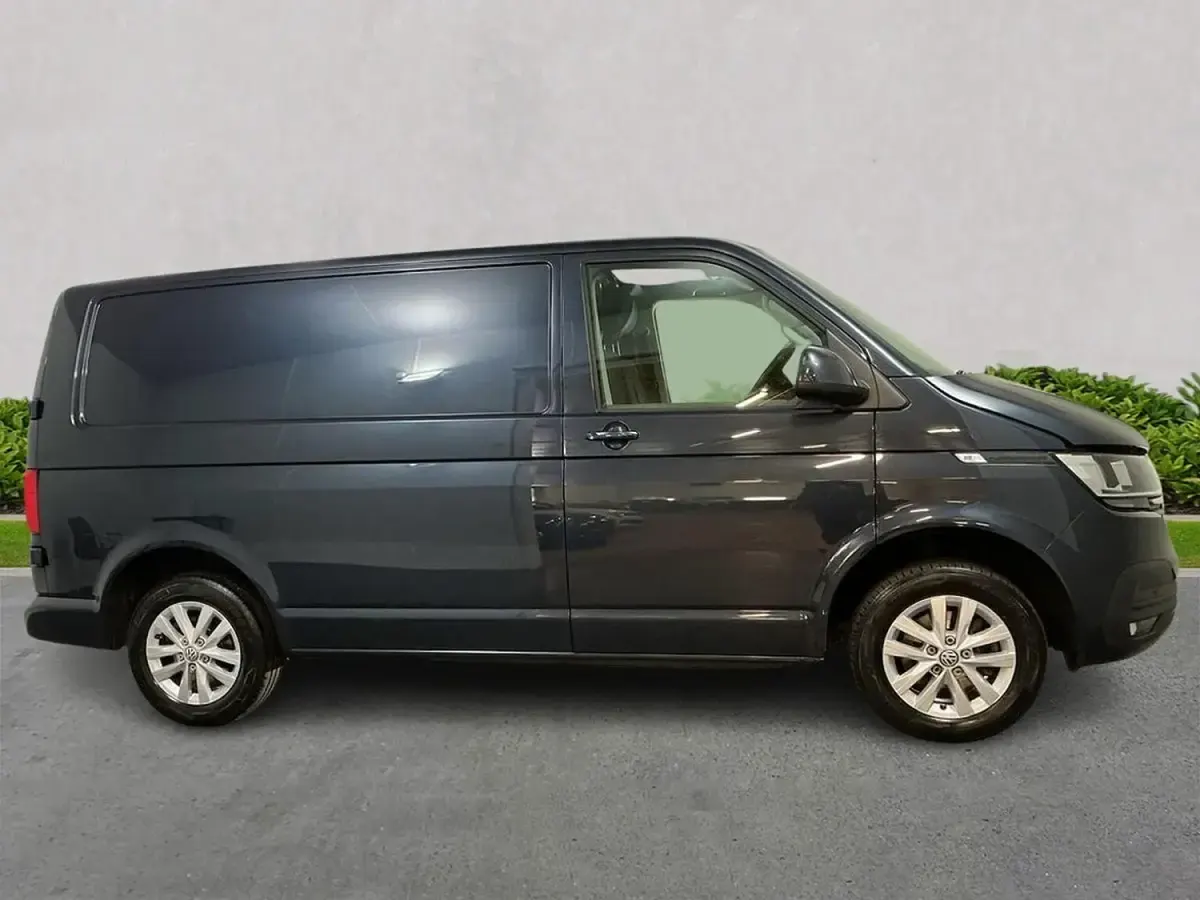 Used VW Transporter Highline 150 HP (110 kW) 2021 Blue Van