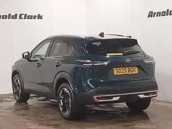 Used Nissan Qashqai N-Connecta 140 HP (102 kW) 2025 Green SUV