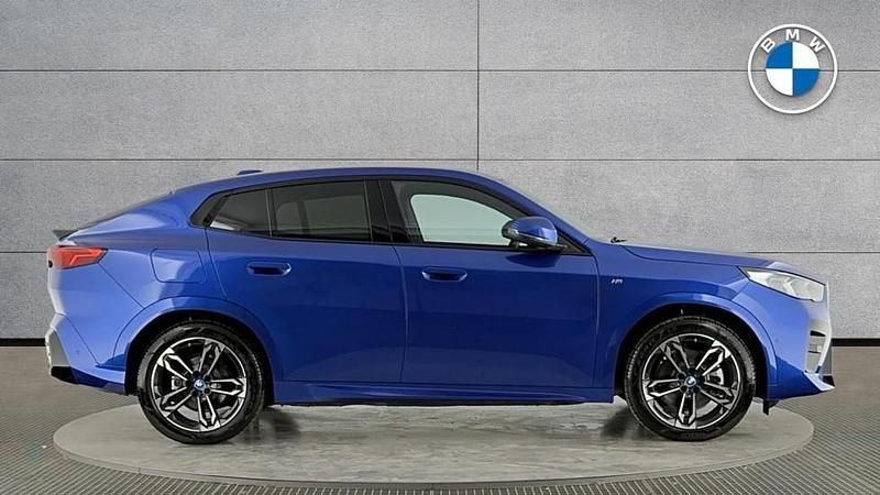Used BMW iX2 M Sport 227 kW (309 HP) 2025 Blue SUV