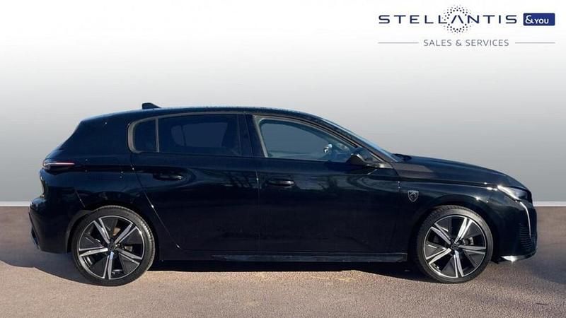 Used Peugeot 308 GT 129 HP (94 kW) 2023 Black Hatchback