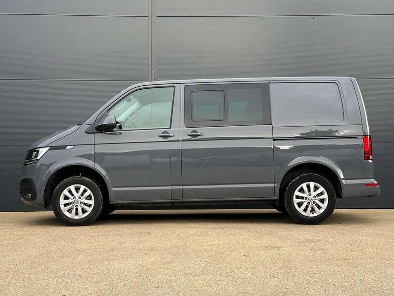 Usado VW Transporter Highline 2024 Cinzento Van