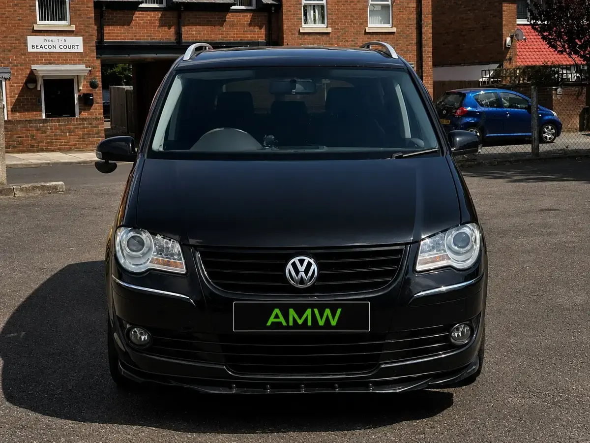 Used VW Touran Sportline 2009 Black MPV