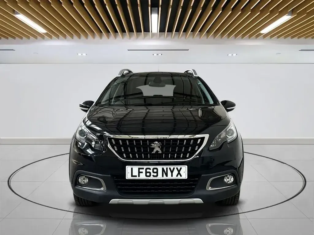 Used Peugeot 2008 Allure Premium 110 HP (80 kW) 2019 Black SUV