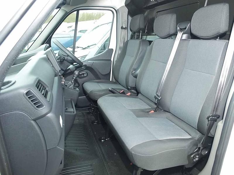 Używany Renault Master 145 KM (106 kW) 2023 Biały Van