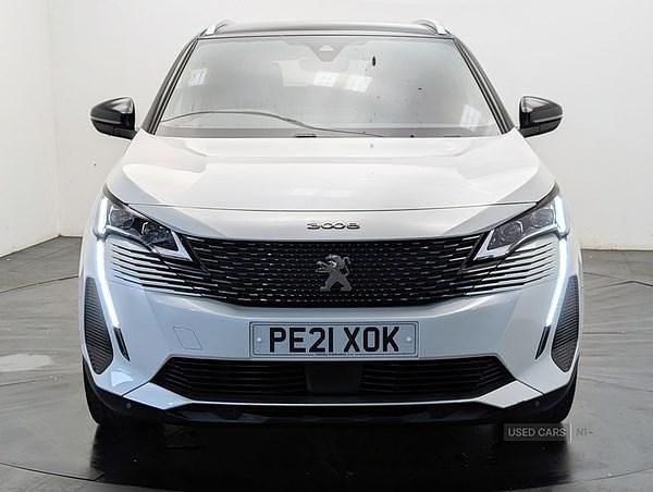 Used Peugeot 3008 Premium 300 HP (220 kW) 2021 White SUV