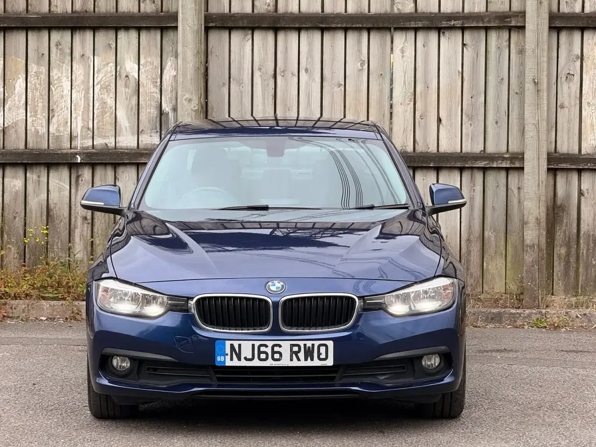 Used BMW 320 Efficient Dynamics 2016 Blue Sedan
