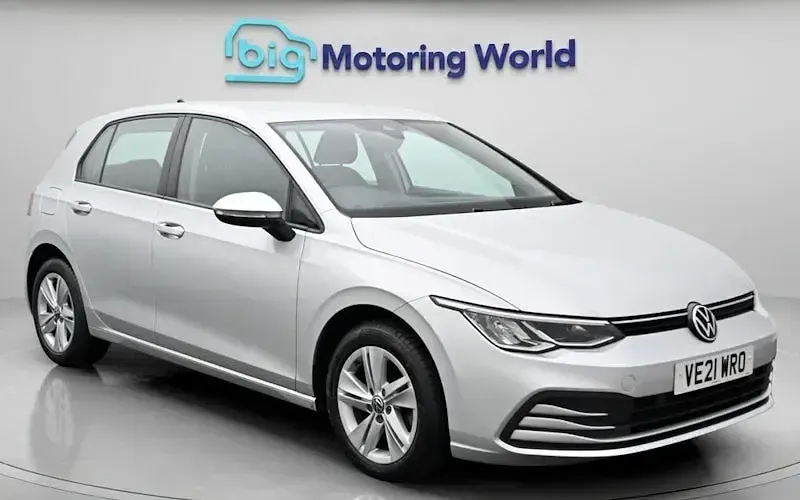 Used VW Golf VIII S 131 HP (96 kW) 2021 Hatchback