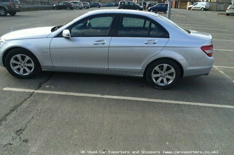 Used Mercedes C180 156 HP (114 kW) 2009 Sedan