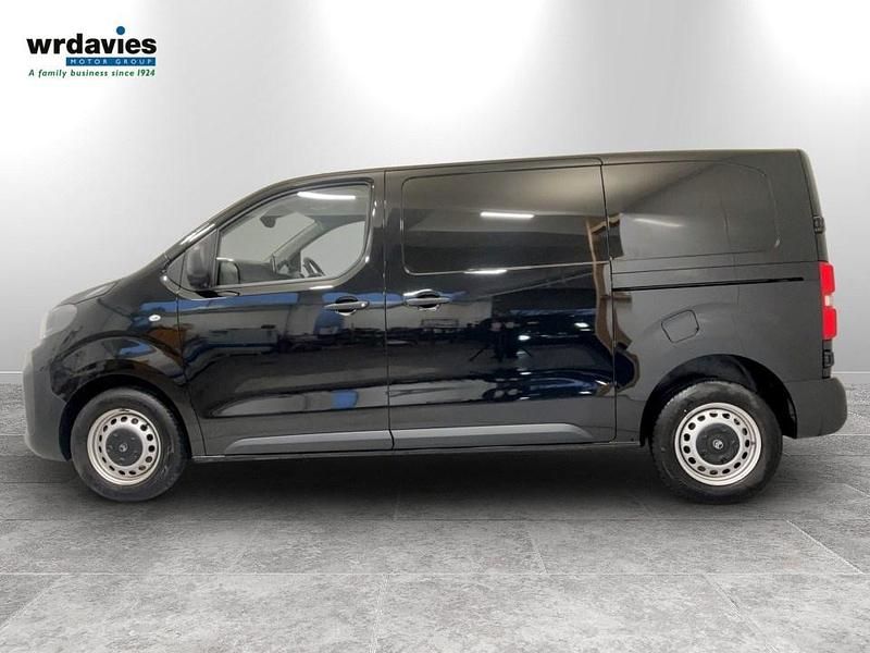 Used Citroën Dispatch 120 HP (88 kW) 2025 Black MPV