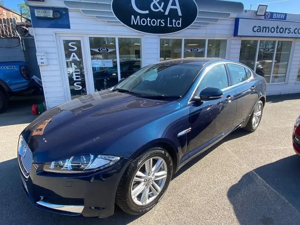Used Jaguar XF Luxury 163 HP (119 kW) 2012 Blue Sedan
