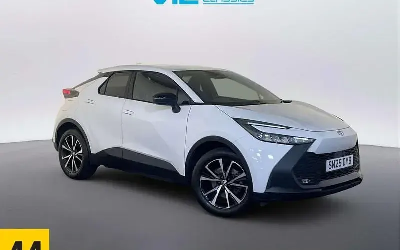 Used Toyota C-HR Design 223 HP (164 kW) 2025 SUV
