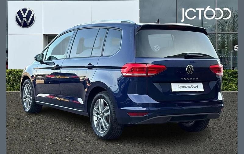 Used VW Touran Match 150 HP (110 kW) 2025 Blue MPV