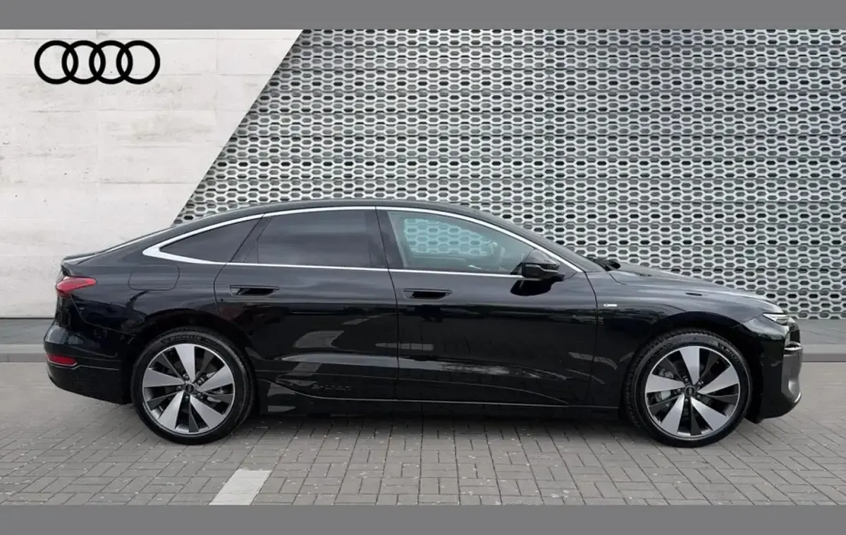 New Audi A6 e-tron S-Line 269 kW (367 HP) 2025 Black Hatchback