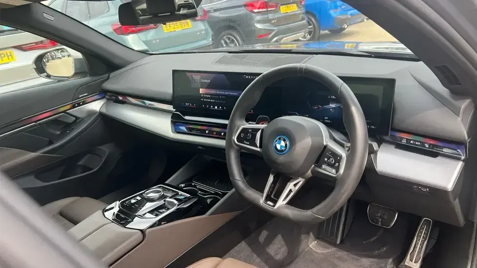 Used BMW i5 M Sport 250 kW (340 HP) 2024 Oxide grey metallic
