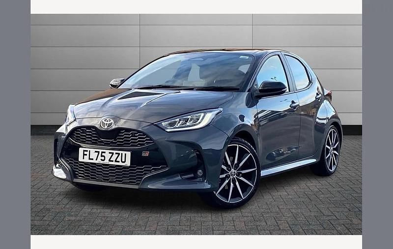 New Toyota Yaris Hybrid Sport 130 HP (95 kW) 2025 Unknown Hatchback