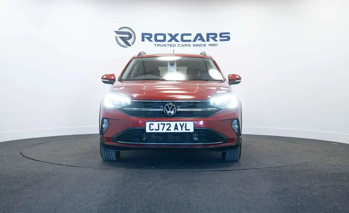 Used VW Taigo Life 110 HP (80 kW) 2023 Red SUV
