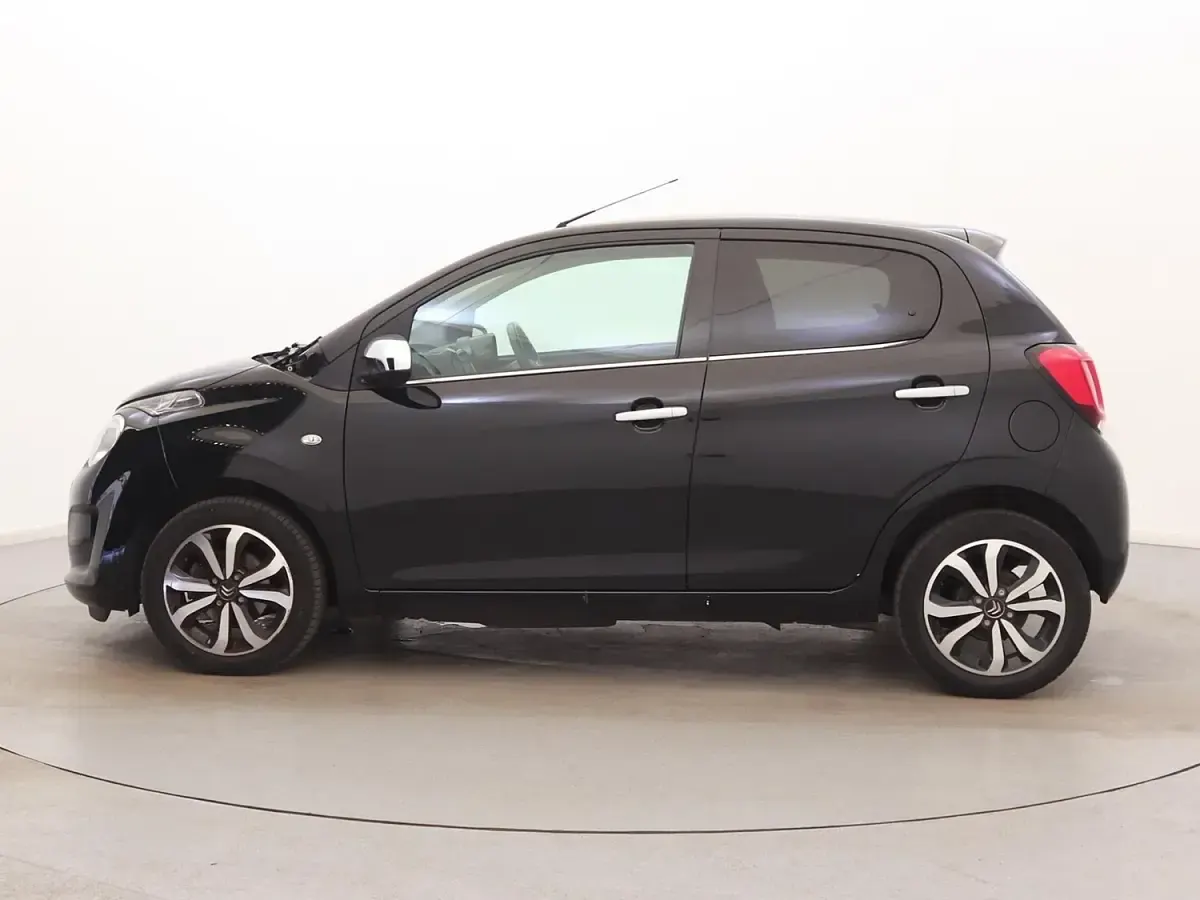 Used Citroën C1 Shine 70 HP (51 kW) 2021 Black Hatchback