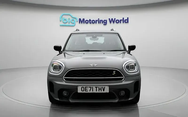 Begagnad Mini Cooper S Classic 220 HK (161 kW) 2022 Halvkombi
