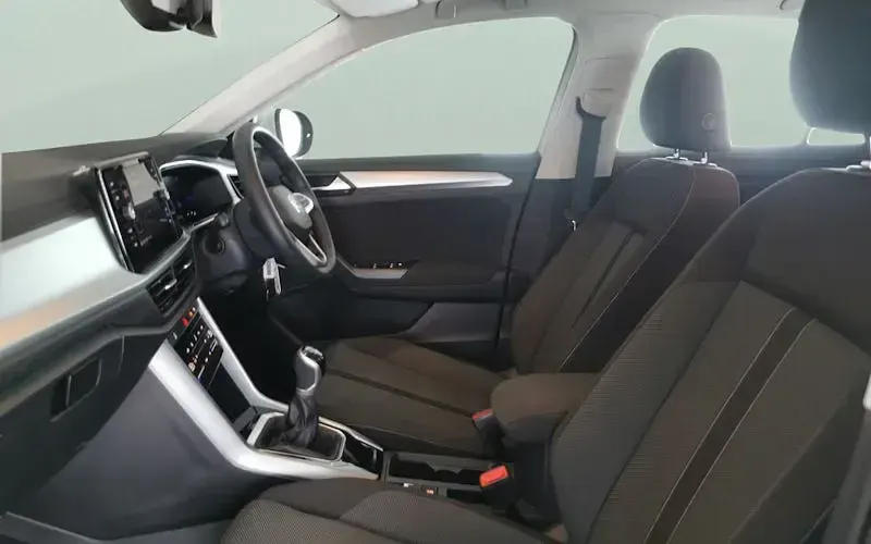 Used VW T-Roc Life 150 HP (110 kW) 2024 SUV