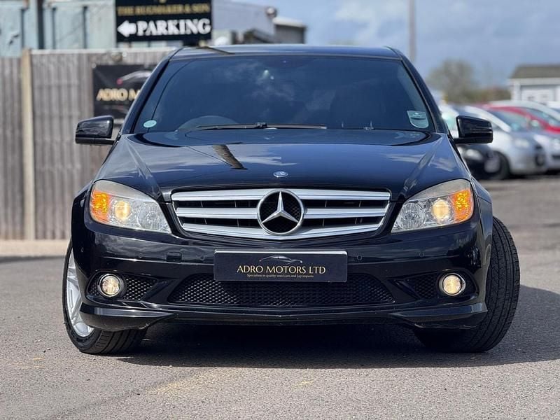 Used Mercedes C180 156 HP (114 kW) 2009 Black Sedan